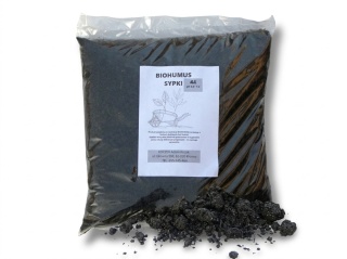 Biohumus Sypki Naturalny Nawóz Organiczny Obornikowy Czysty Ziemia 4 L