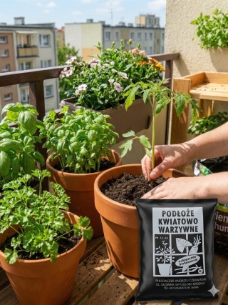 Podłoże Kwiatowo Warzywne 4L Ziemia do Roślin i Warzyw z Biohumusem