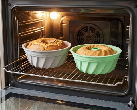 Forma silikonowa z kominem do babki wielkanocnej 23cm foremka do pieczenia