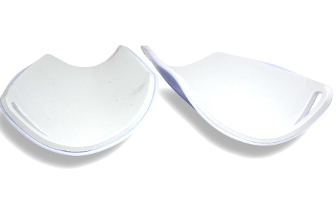 Ochraniacze piłkarskie SPORTS - lekkie, amortyzacja EVA 3 kolory M 16x7,5cm